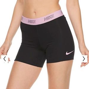Nike Women's Victory Base Layer 5" Training Shorts